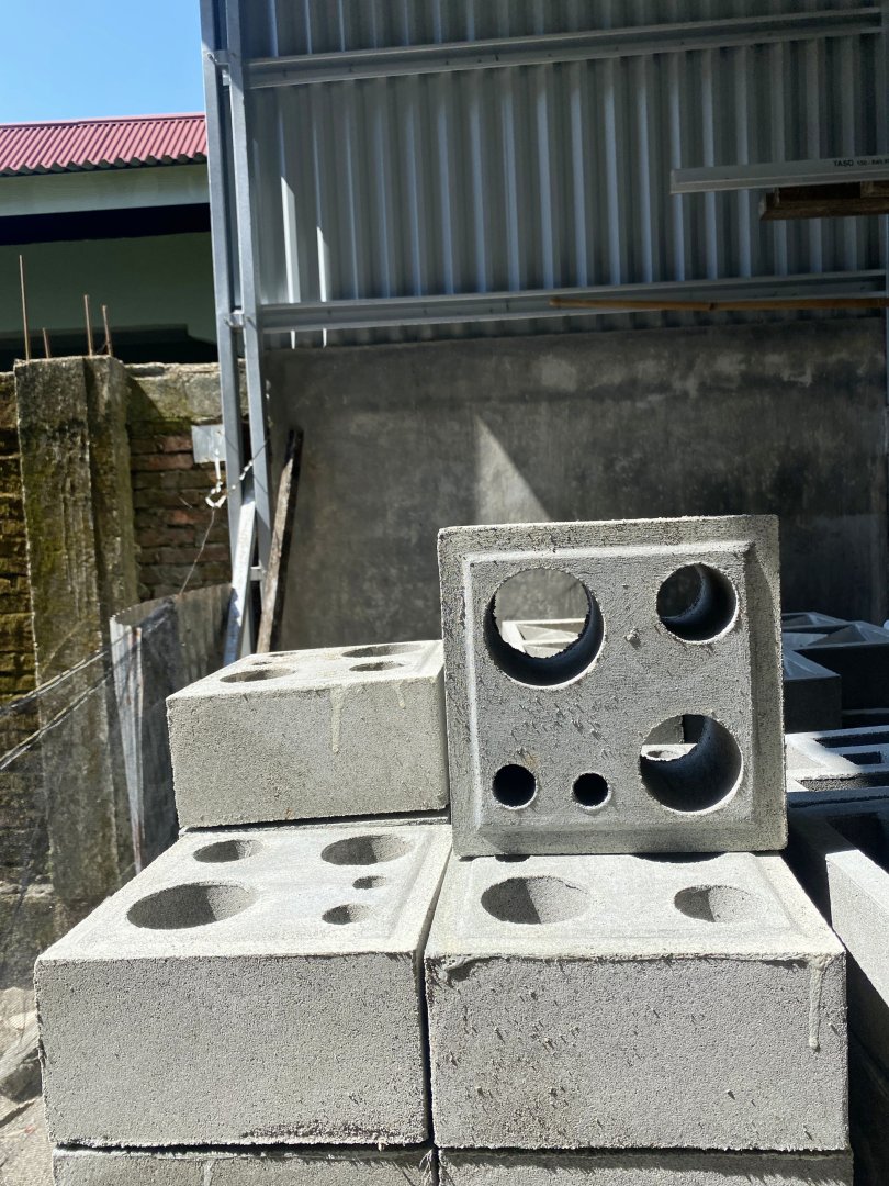 gantungan-kunci-strowbery-rajut